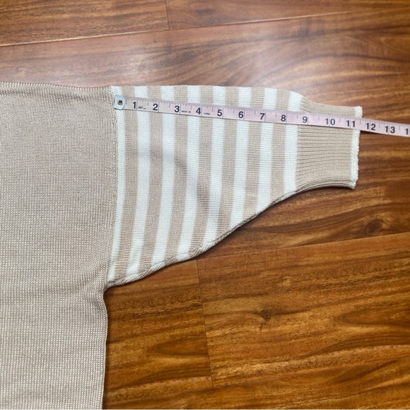 Vintage FIA Italia Handloom Women's Tan White Stripe Knit Sweater Size Medium - Picture 12 of 12